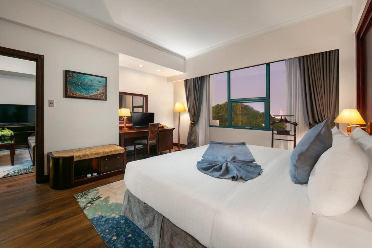 The Tray Hotel Hai Phong Exterior photo
